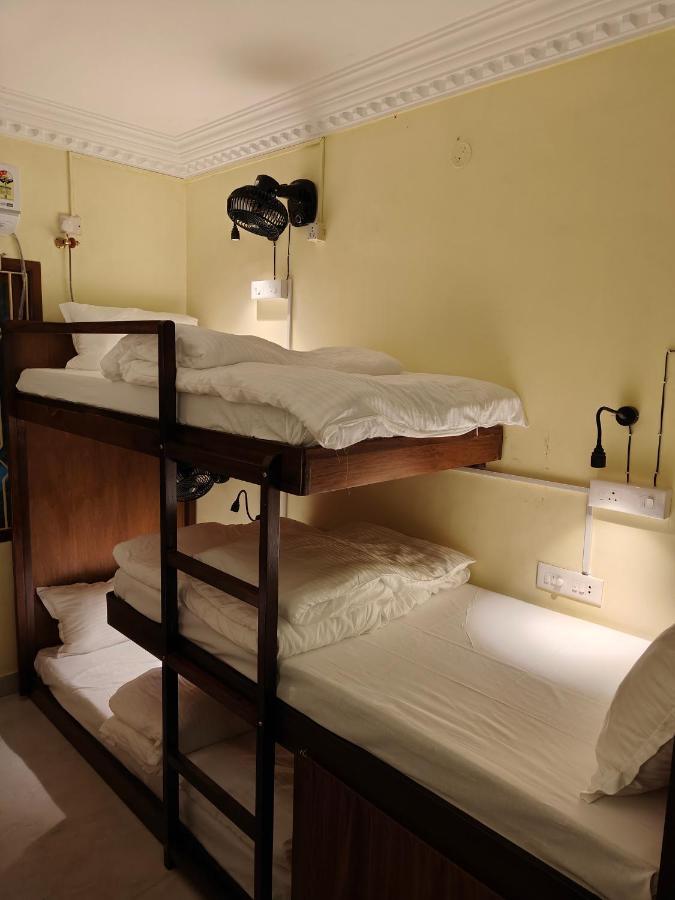 Unpack Hostel 蓬蒂切里 外观 照片