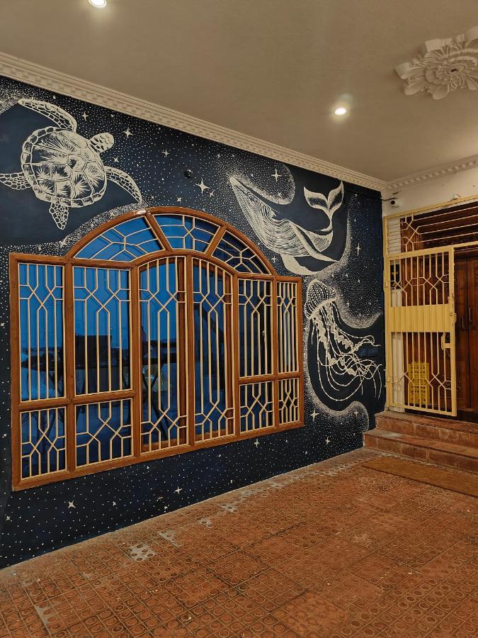 Unpack Hostel 蓬蒂切里 外观 照片